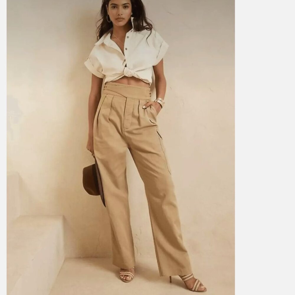 Banana Republic High-Waist Straight-Leg Pants in Tan